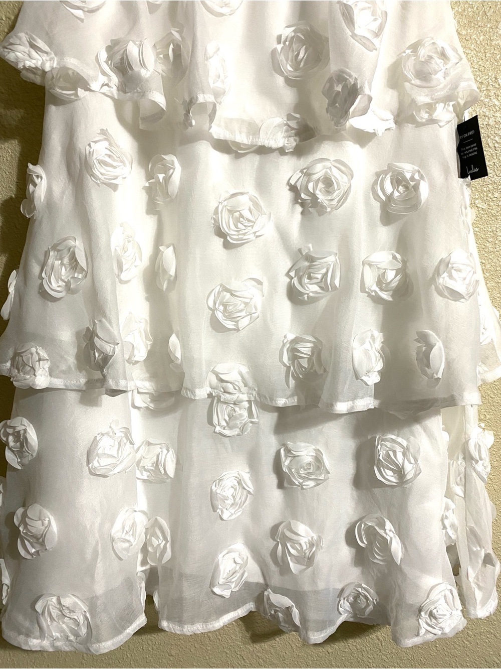 Lulus Exceptional Entrance White Sleeveless Tiered Rosette Midi Dress Size L NWT - Picture 8 of 16